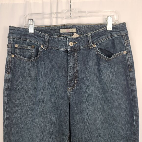 Chico's Platinum Bootcut Jeans Size 2.5 Dark Wash Women's Size 14 - Picture 2 of 12